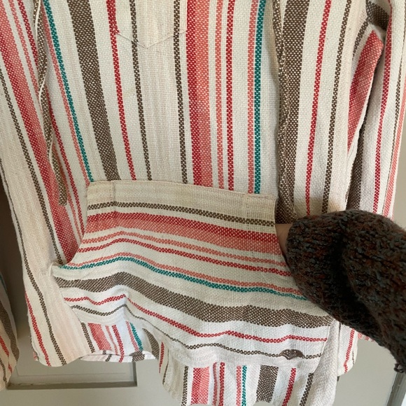 Roxy Multicolored Drawstring Long Sleeve Polo Sweatshirt With Pockets And Hood - Picture 10 of 16